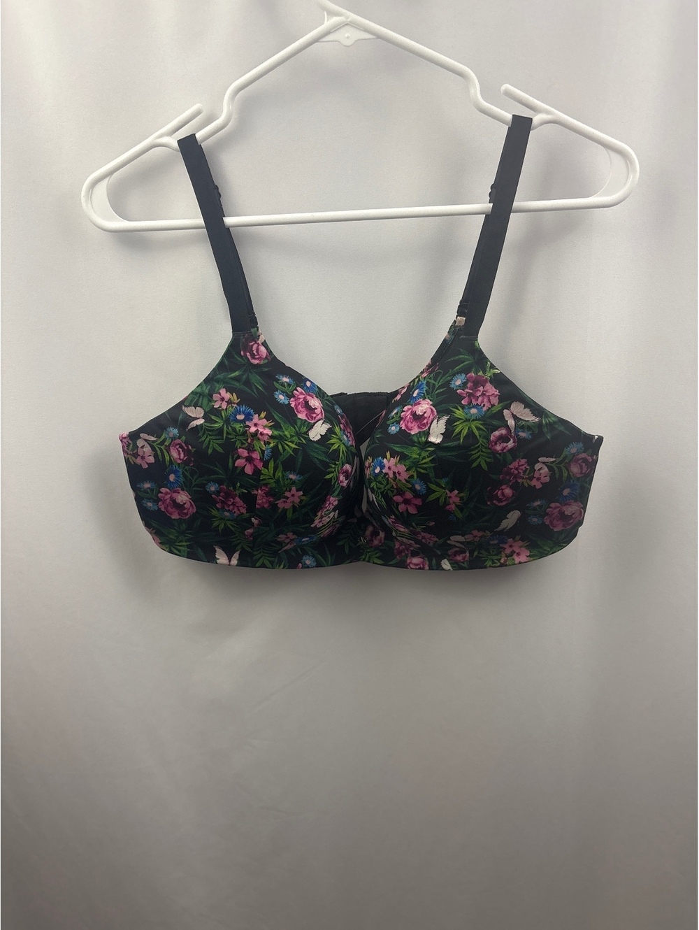 Victoria Secret So Obsessed Floral Pattern Black 38D Bra